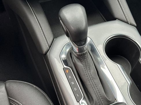 Used 2024 Chevrolet Blazer LT image 21