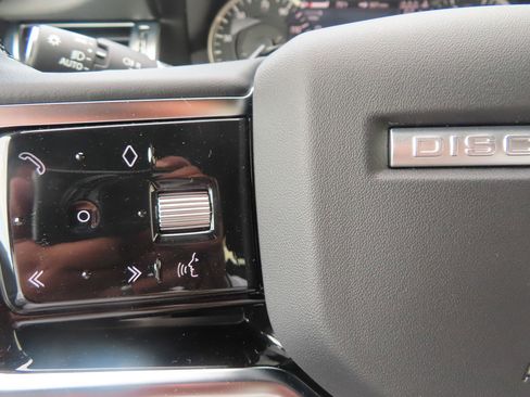 Used 2023 Land Rover Discovery Sport S R-Dynamic image 30