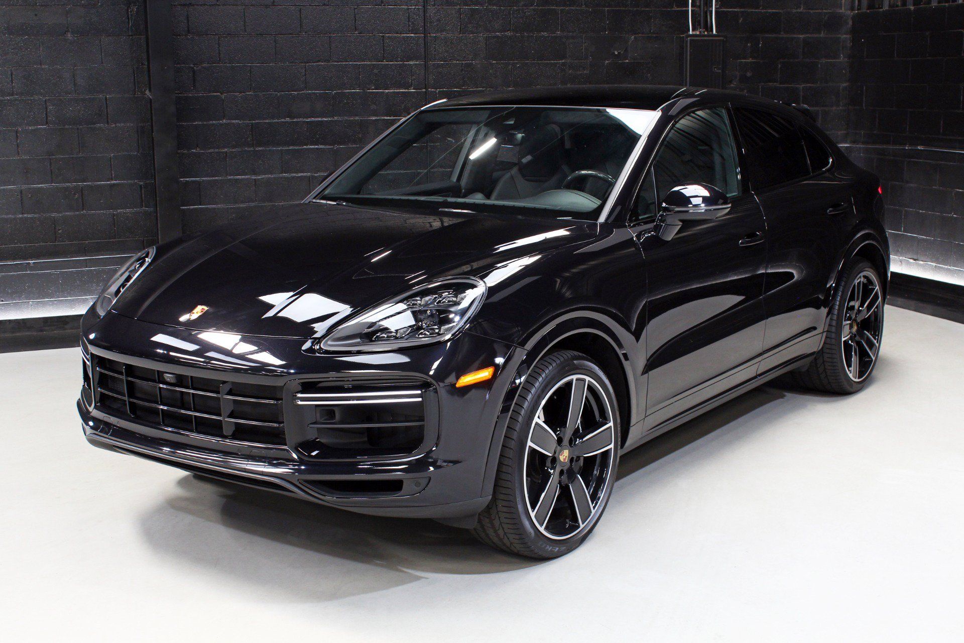 Used 2022 Porsche Cayenne Turbo AWD/4WD image 6