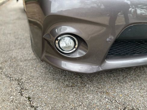 Used 2017 Toyota Sienna SE image 32