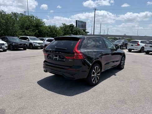 Certified 2024 Volvo XC60 B5 Plus w/ Protection Package Premier AWD/4WD image 6
