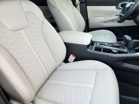 New 2026 Kia Sorento S image 10
