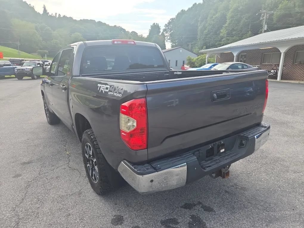 Used 2017 Toyota Tundra SR5 AWD/4WD image 7