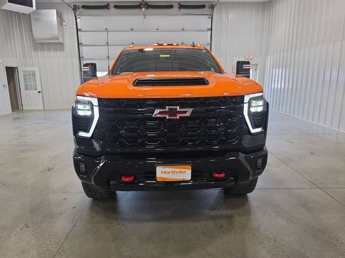 Used 2026 Chevrolet Silverado 2500 ZR2 AWD/4WD image 3