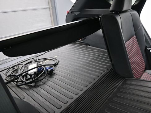 Used 2021 Toyota RAV4 XSE image 14