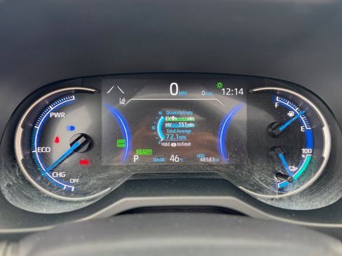 Used 2021 Toyota RAV4 SE image 13