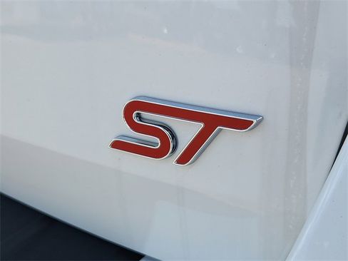 New 2025 Ford Explorer ST image 11