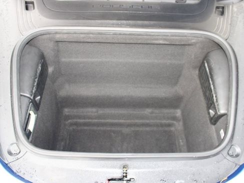 Used 2018 Porsche 718 Boxster image 38