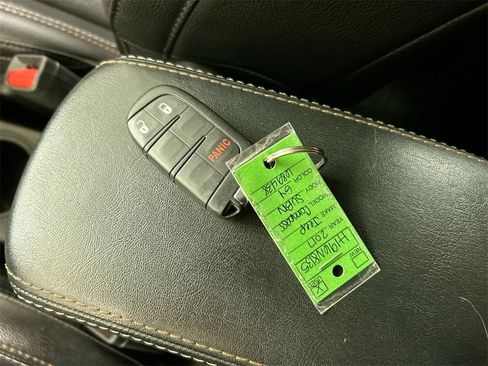 Used 2019 Jeep Compass Latitude image 12