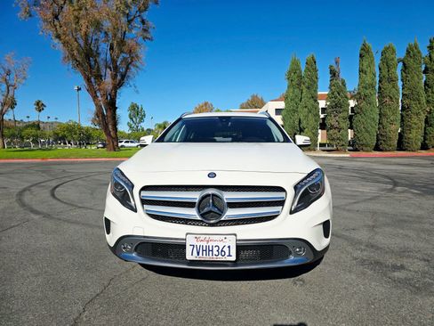 Used 2017 Mercedes-Benz GLA 250 4MATIC image 2