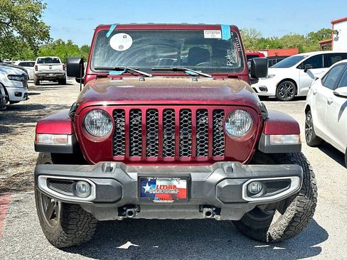 Used 2021 Jeep Gladiator Sport image 2