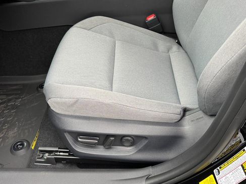 New 2026 Toyota Camry Hybrid image 18