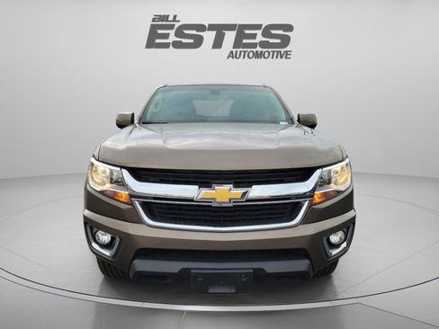 Used 2017 Chevrolet Colorado LT w/ LT Convenience Package image 6