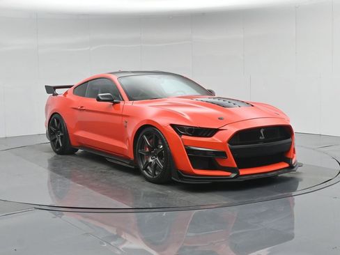 Used 2022 Ford Mustang Shelby GT500 w/ Carbon Fiber Track Pack image 58