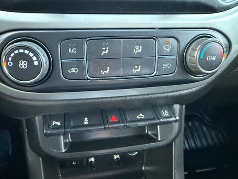 Used 2022 Chevrolet Colorado LT w/ Fleet Safety Package RWD image 30