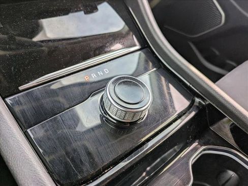 Used 2021 Jeep Grand Cherokee L Laredo w/ Luxury Tech Group I image 11