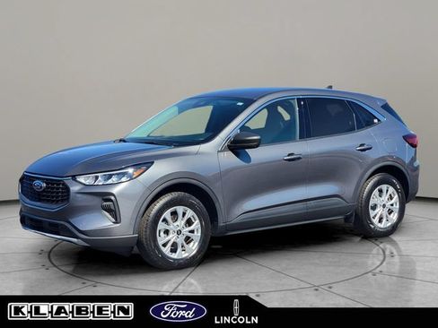 Certified 2023 Ford Escape Active AWD/4WD image 1