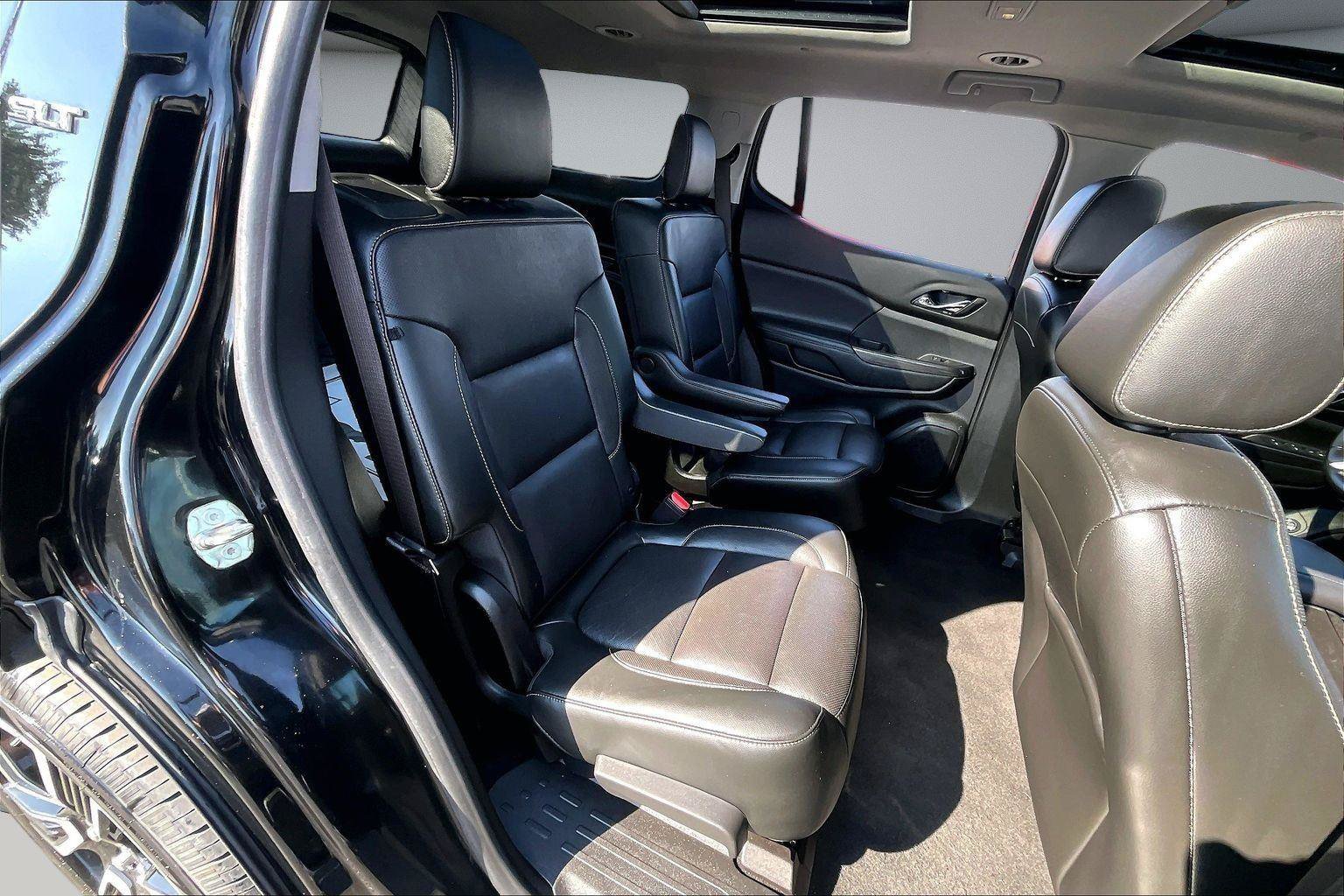 Used 2019 GMC Acadia SLT w/ Black Edition AWD/4WD image 26