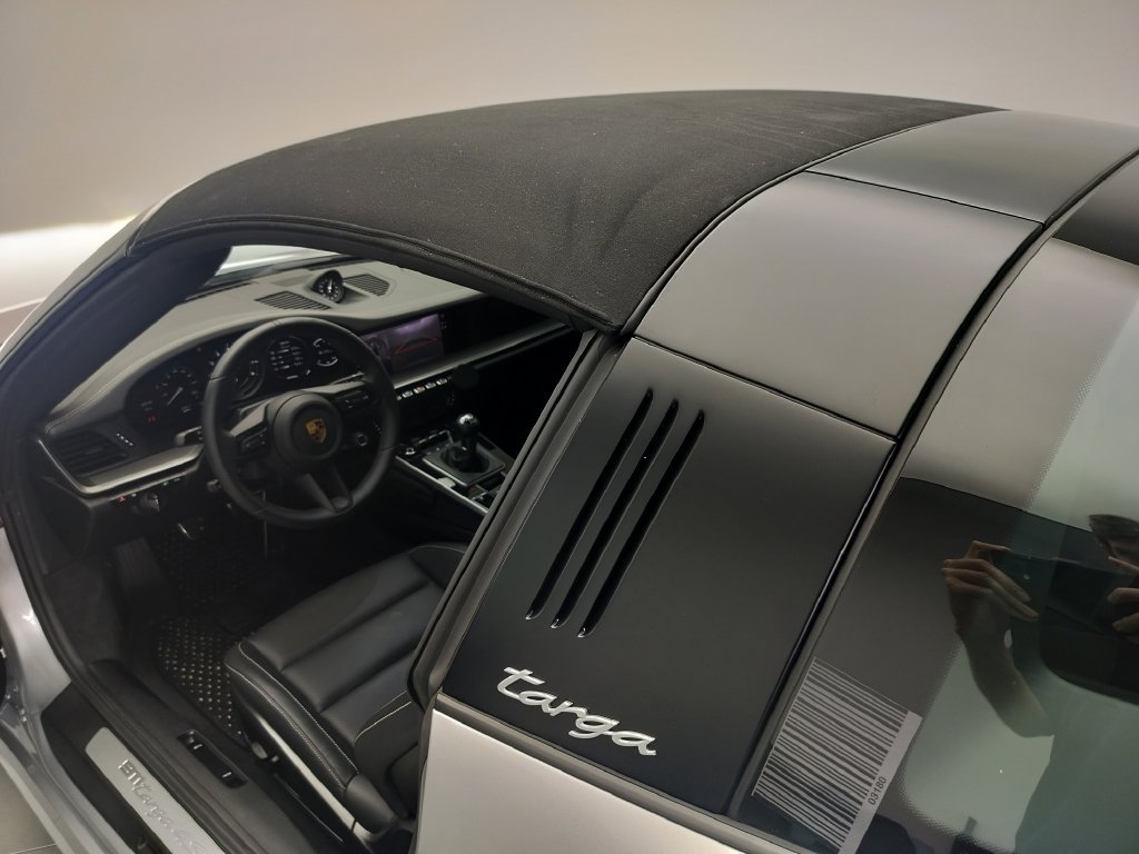 Certified 2024 Porsche 911 Targa 4S AWD/4WD image 30