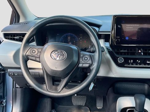 Used 2026 Toyota Corolla LE FWD image 20