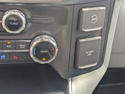 Used 2022 Ford F150 Limited AWD/4WD image 25