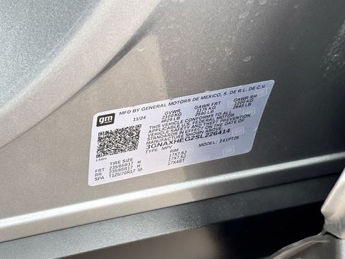 Used 2025 Chevrolet Equinox LT FWD image 28