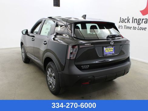 New 2026 Nissan Kicks S image 2