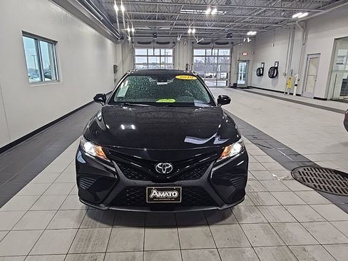 Used 2019 Toyota Camry SE image 8