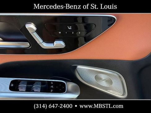 New 2026 Mercedes-Benz GLC 300 4MATIC image 14