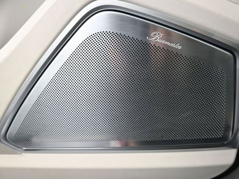 Used 2022 Porsche Cayenne Turbo S image 17