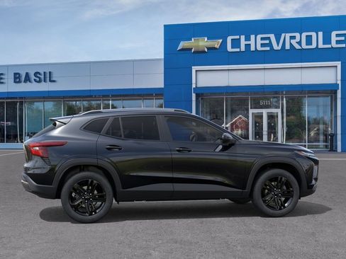 New 2026 Chevrolet Trax ACTIV FWD image 5
