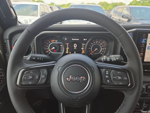 New 2026 Jeep Wrangler Unlimited Rubicon AWD/4WD image 9