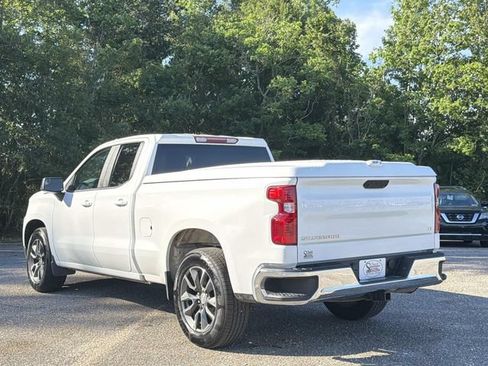 Used 2023 Chevrolet Silverado 1500 LT RWD image 9
