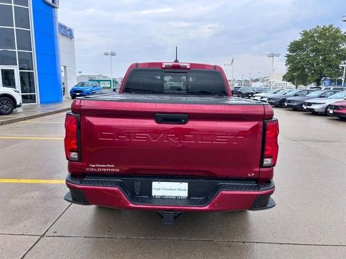 Used 2024 Chevrolet Colorado LT w/ LT Convenience Package III image 3