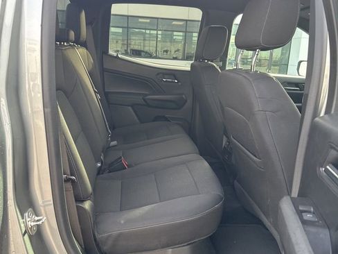 Used 2024 GMC Canyon Elevation image 10