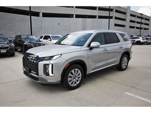 Certified 2025 Hyundai Palisade SEL FWD image 4