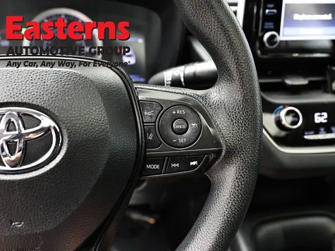 Used 2020 Toyota Corolla LE w/ LE Premium Package FWD image 16