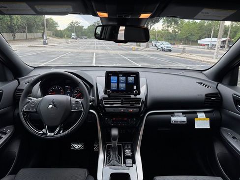 New 2025 Mitsubishi Eclipse Cross Black Edition image 25