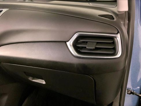Used 2024 Chevrolet Equinox LT w/ LPO, Floor Liner Package image 16