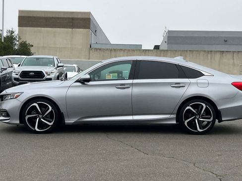 Used 2020 Honda Accord Sport image 9