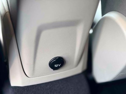 Used 2014 Ford Focus SE FWD image 26