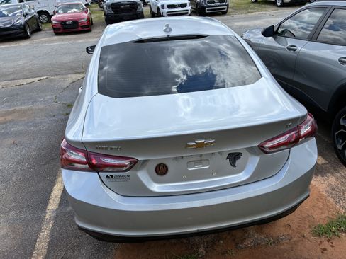 Used 2020 Chevrolet Malibu LT FWD image 7