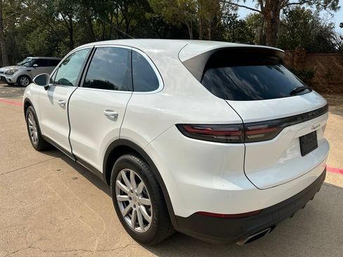Used 2020 Porsche Cayenne AWD/4WD image 13