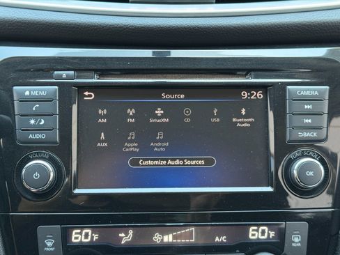 Used 2018 Nissan Rogue SV FWD image 22