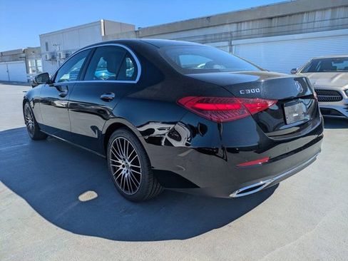 Used 2025 Mercedes-Benz C 300 Sedan image 5
