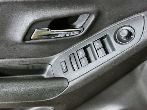 Used 2018 Chevrolet Trax LT FWD image 22