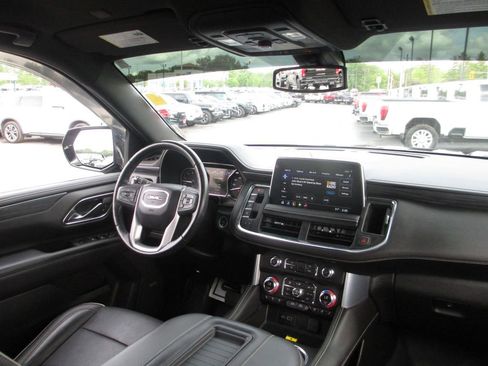 Used 2021 GMC Yukon SLT w/ SLT Luxury Package AWD/4WD image 25