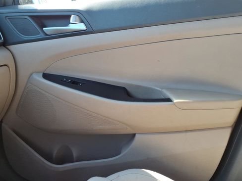 Used 2021 Hyundai Tucson SEL image 21