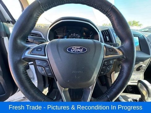 Used 2018 Ford Edge SEL w/ Equipment Group 201A FWD image 11