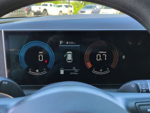 Used 2025 Hyundai Tucson SEL FWD image 32